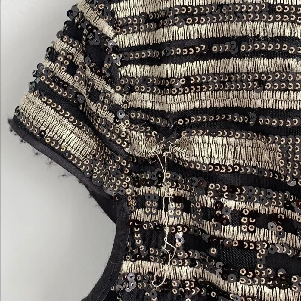 Vince Camuto Beaded Cocktail Dress size 6 - Picture 11 of 14